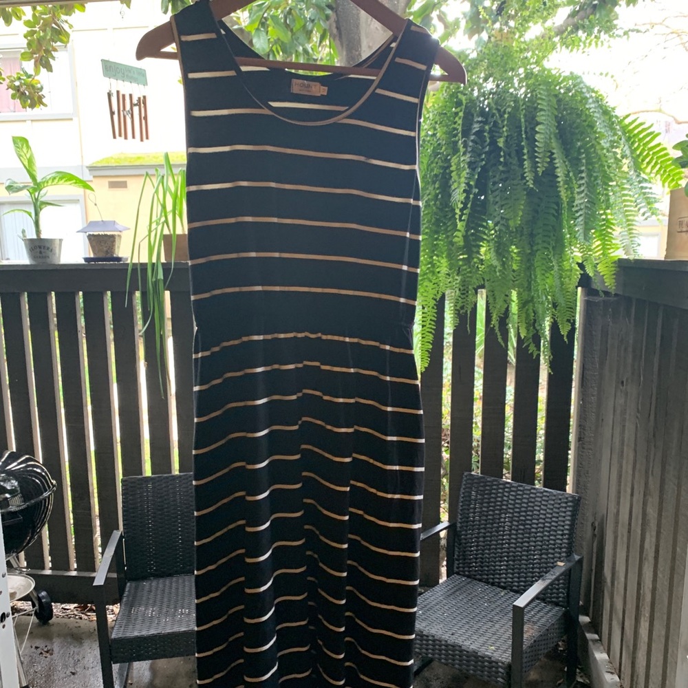 Black stripe knee-length dress